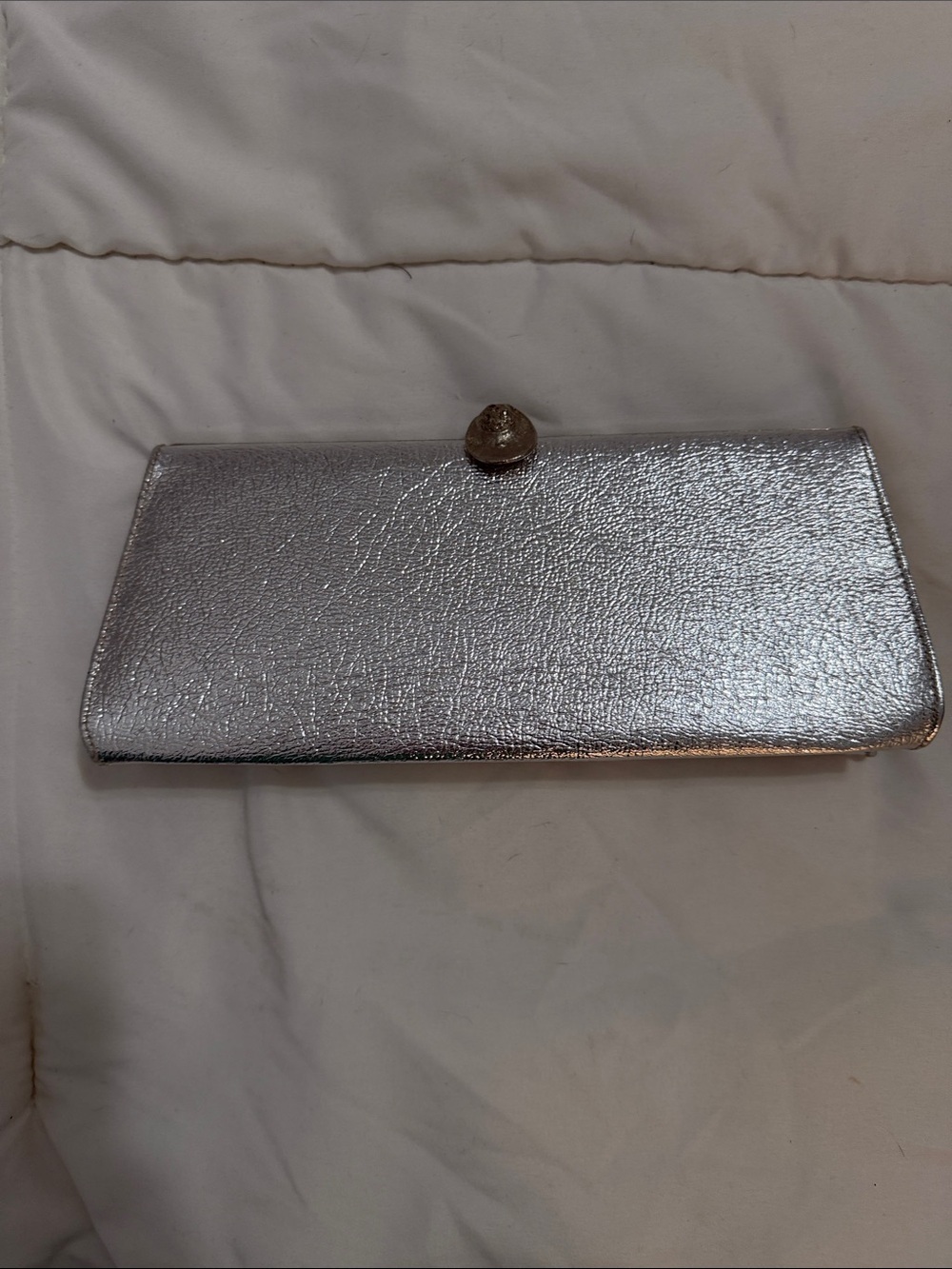 Metallic Silver vintage Evening Clutch purse circular clasp
